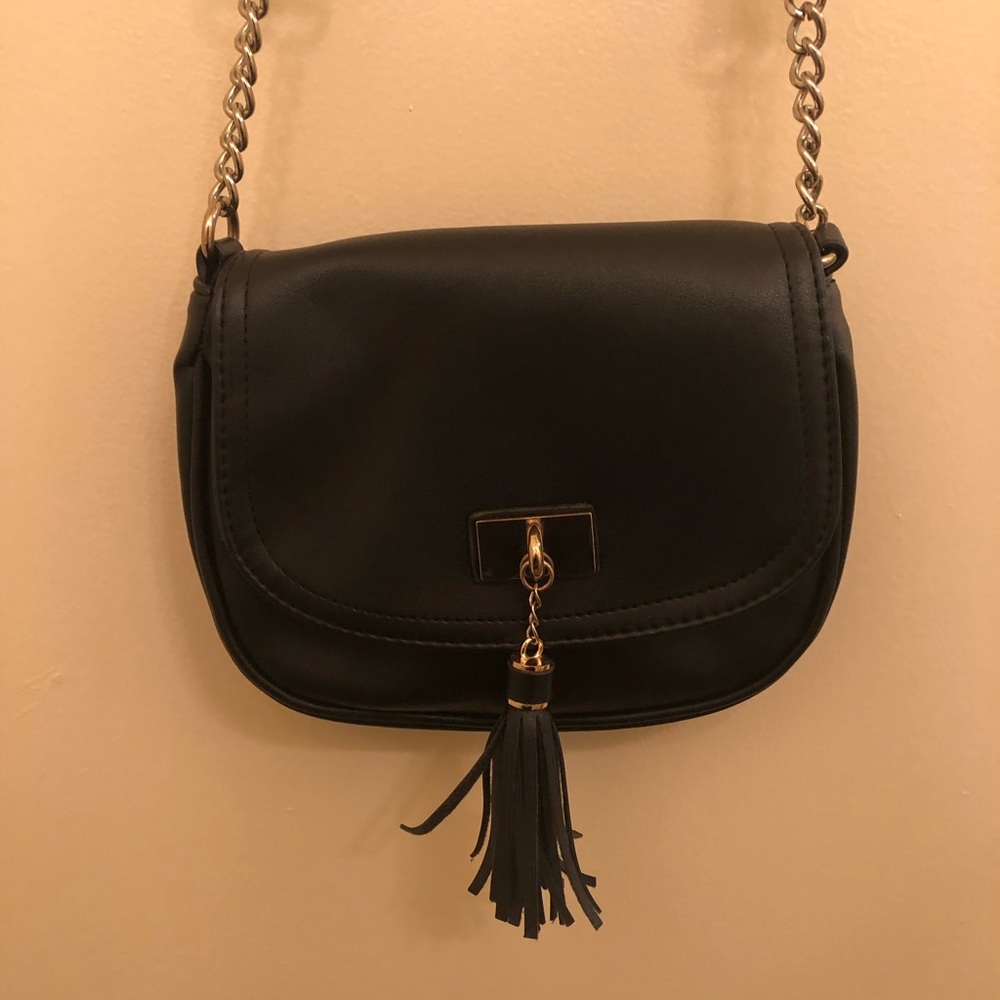 Black crossbody tassel handbag